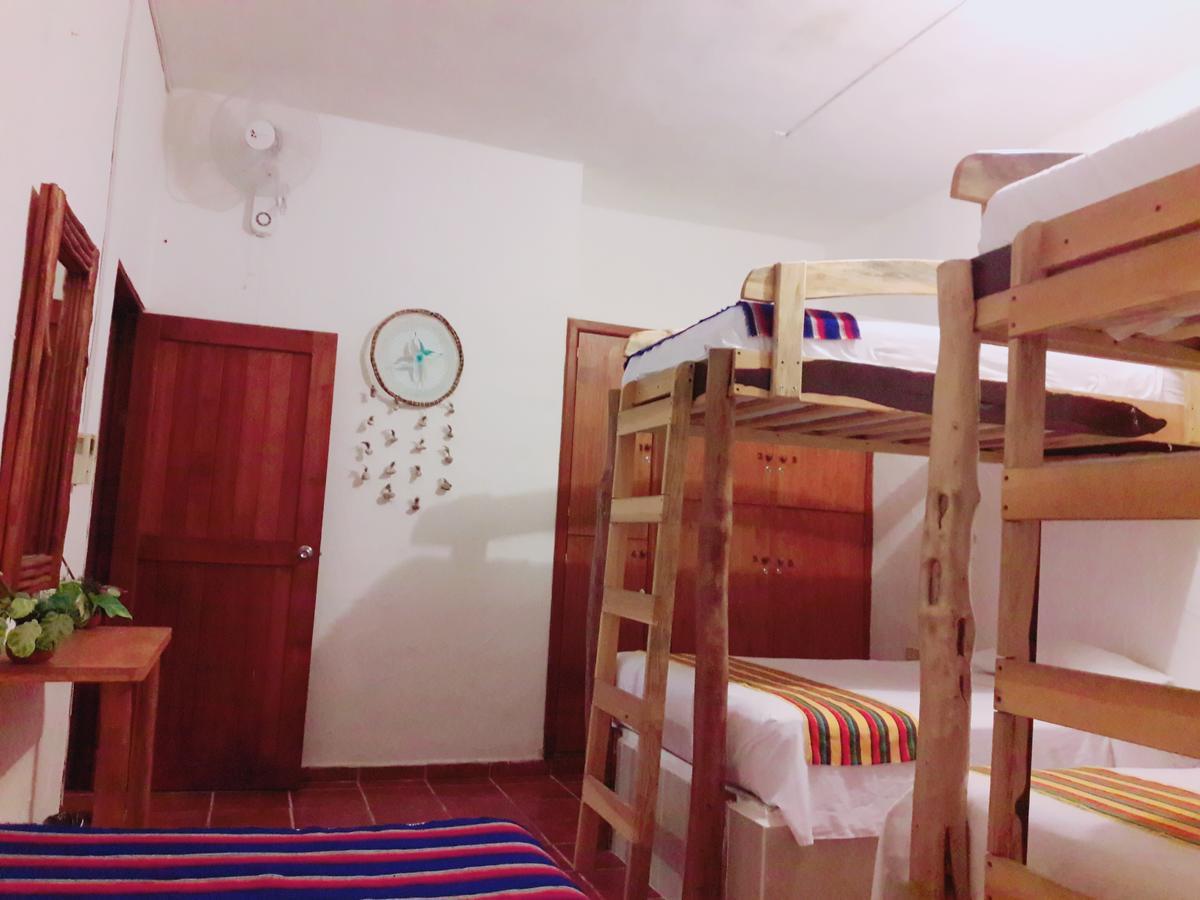Hostel La Isla Holbox Екстериор снимка